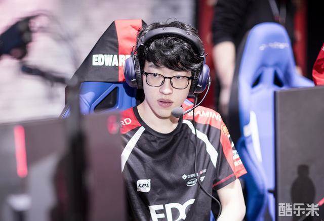 余时间反复 余时间反复