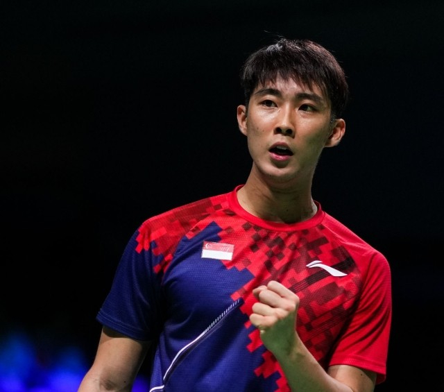 门林立的英 门林立的英